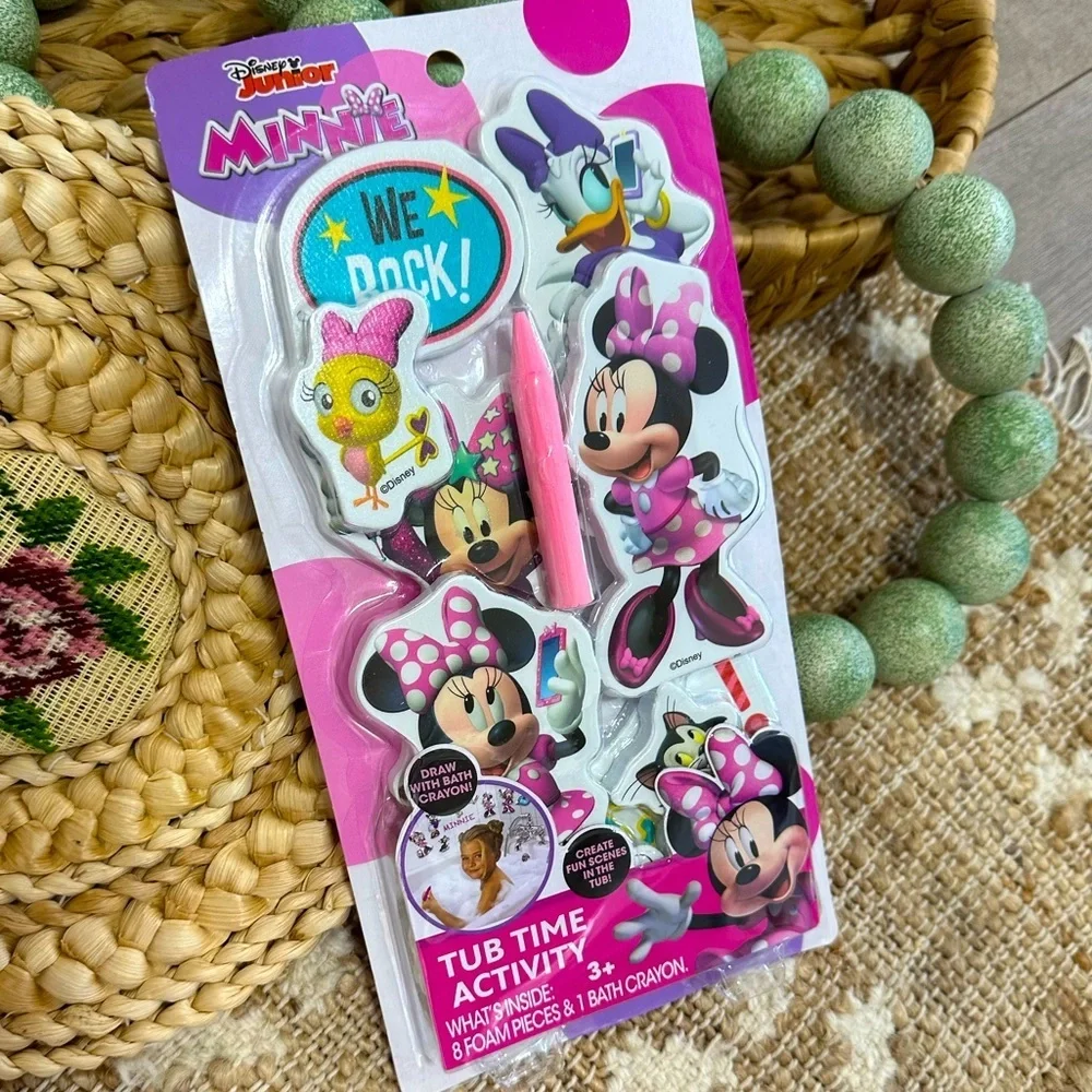 Disney Minnie Mouse Tub Time Activity Bath Set, Ages 3+, Girls